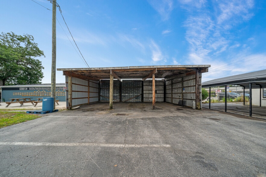 More Photos Of 98 NE 9th St, Ocala Unknown For Lease