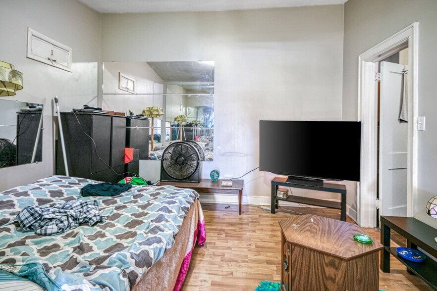 More Photos Of 375-377 Laforest Av, Sudbury Apartments For Sale