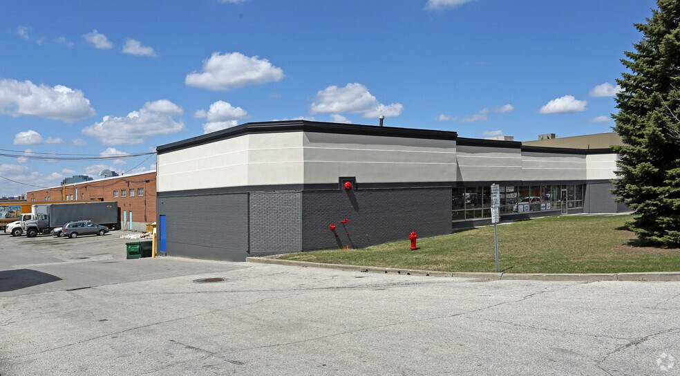 More Photos Of 1220 Markham Rd, Toronto Warehouse For Lease