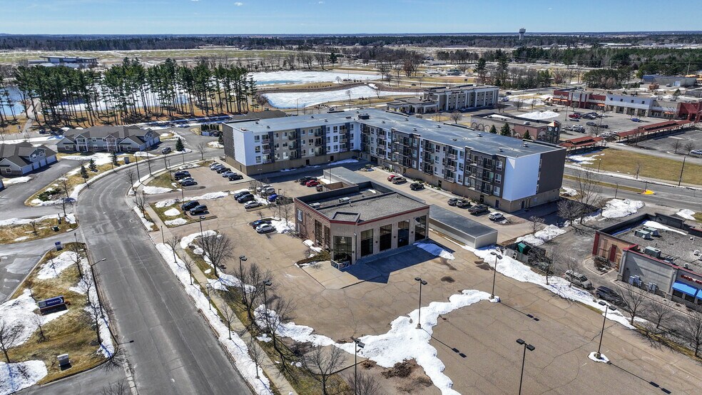 More Photos Of 1740 Park Ave, Plover Storefront Retail Office For Sale