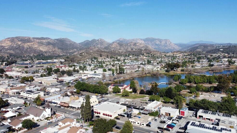 More Photos Of 9825 Maine Ave, Lakeside Freestanding For Sale