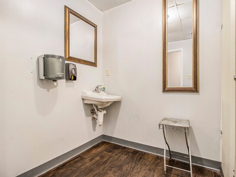 More Photos Of 3113 Stone Mountain St, Lithonia Storefront Retail Office For Sale