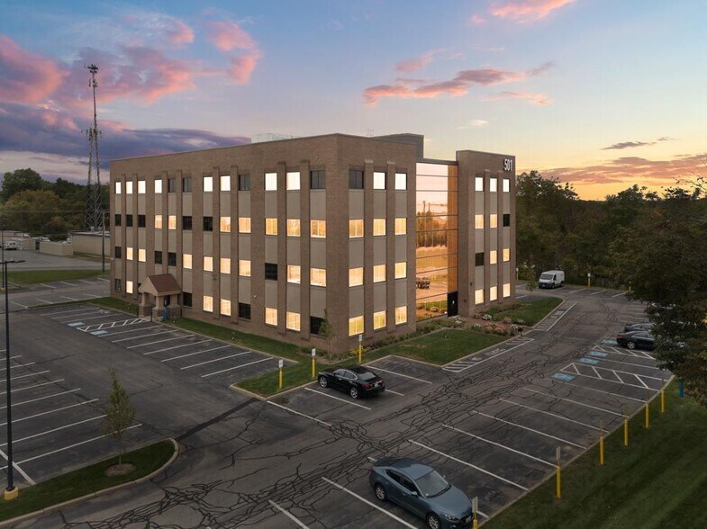 More Photos Of 501 Wampanoag Trl, East Providence Medical For Lease