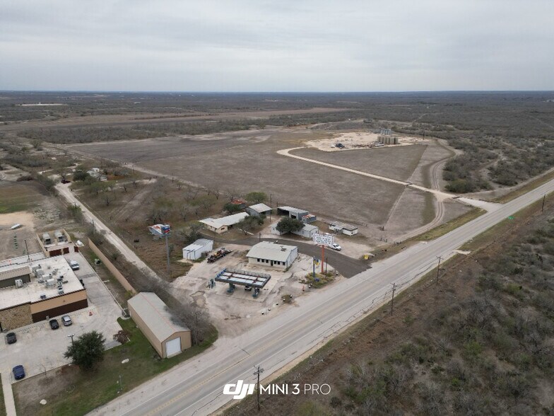 More Photos Of 866 FM 99, Whitsett Storefront For Sale