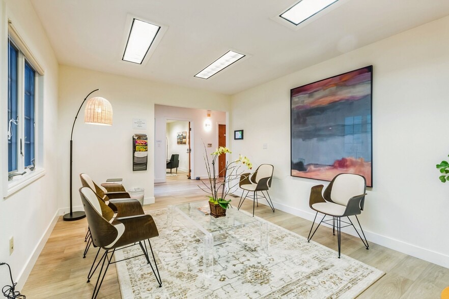 More Photos Of 120B Santa Margarita Ave, Menlo Park Office For Lease