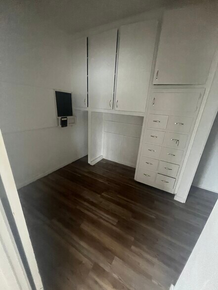 More Photos Of 805 N D St, San Bernardino Office For Sale