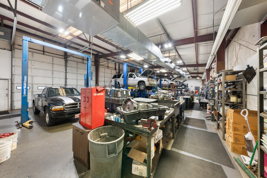 More Photos Of 4533 Hillsborough Rd, Durham Auto Repair For Lease