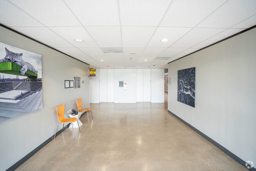 More Photos Of 2450 NASA Pky, Houston Office For Lease
