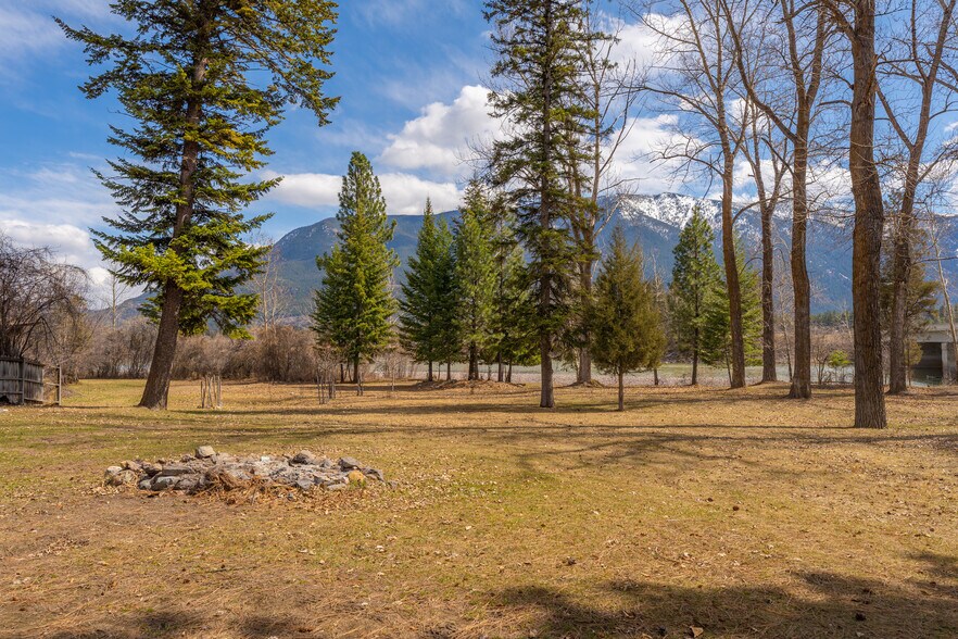 More Photos Of 659 US Highway 2 E, Columbia Falls Manufactured Housing Mobile Home Park For Sale