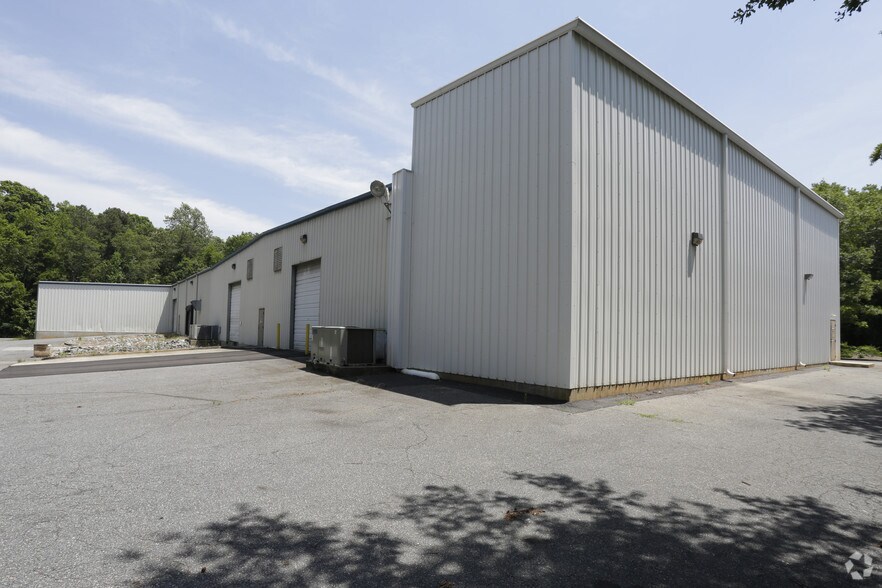 More Photos Of 399 Broyles Ave, Belton Warehouse For Sale