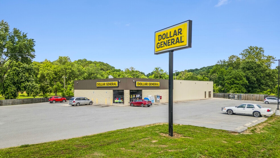 Primary Photo Of 197 State Highway 59, Sulphur Springs Freestanding For Sale