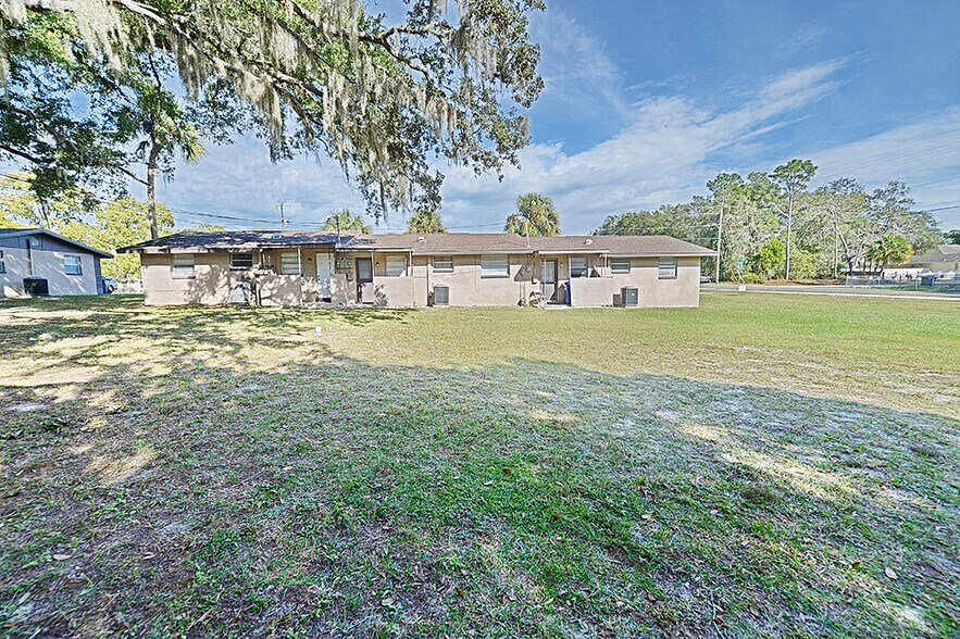 More Photos Of 1154 NE 1st St, Crystal River Apartments For Sale