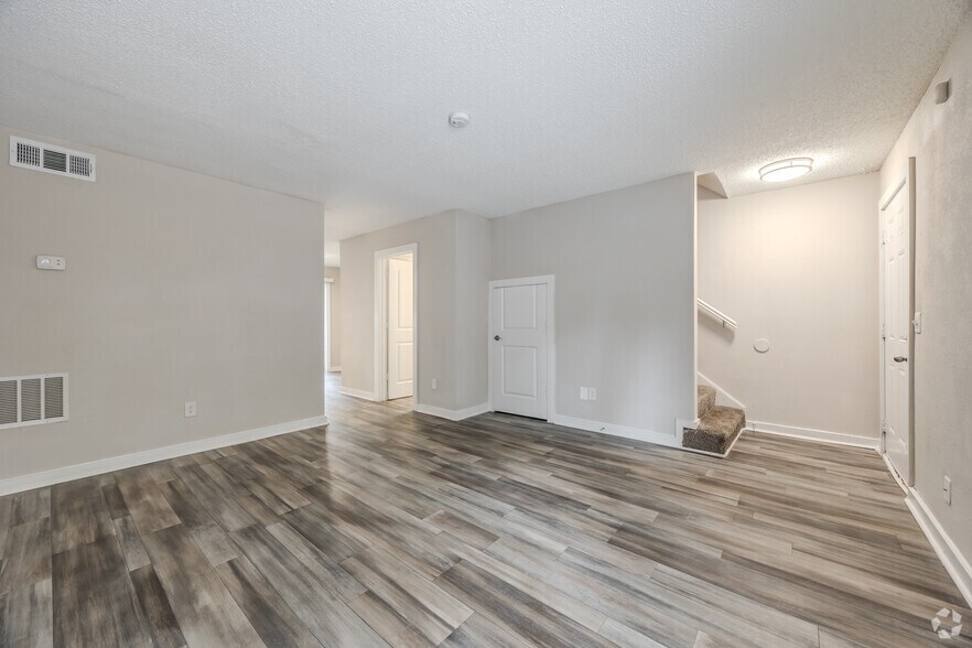 More Photos Of 3100 Godby Rd, College Park Apartments For Sale