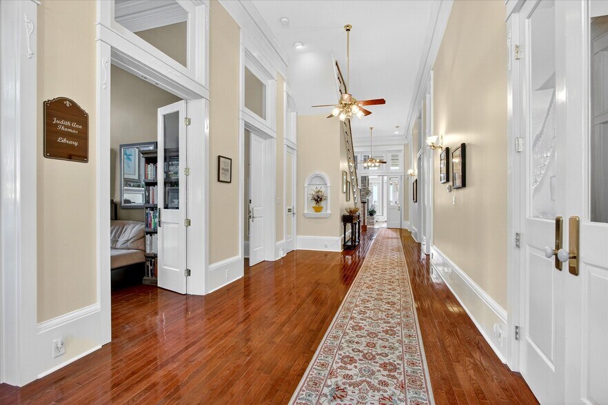 More Photos Of 1611 Glenn Swetman St, Biloxi Specialty For Sale