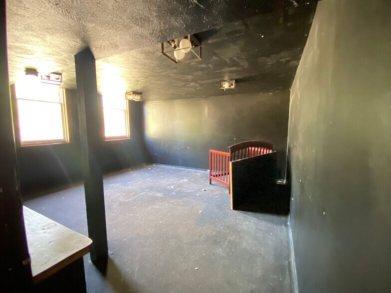 More Photos Of 534 N State St, Alma Religious Facility For Sale