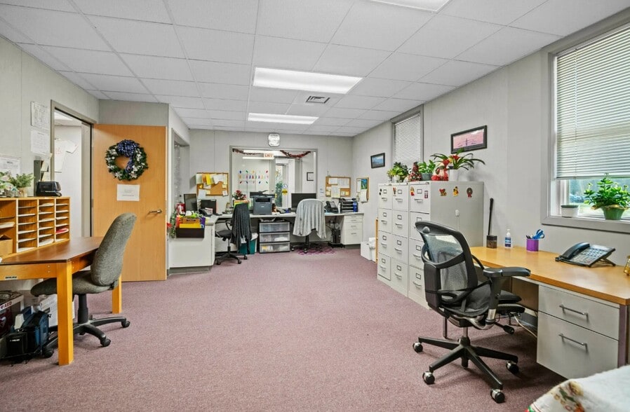 More Photos Of 11855 Hg Trueman Rd, Lusby Health Club For Lease