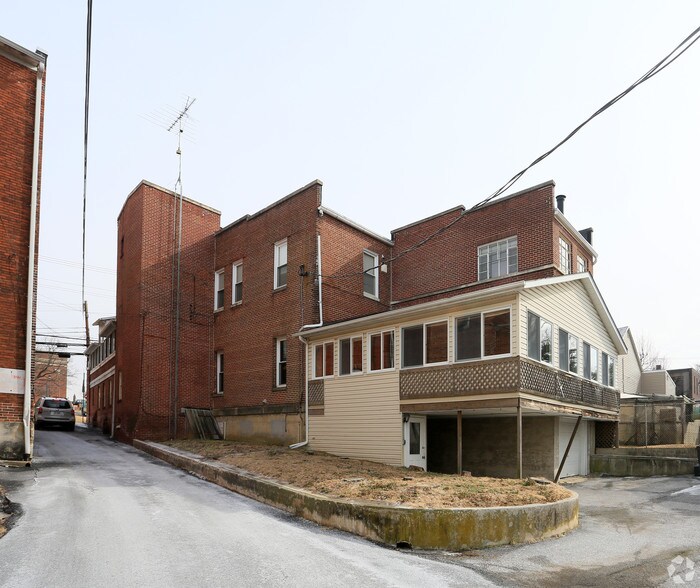 More Photos Of 1210 Main St, Hampstead Apartments For Sale