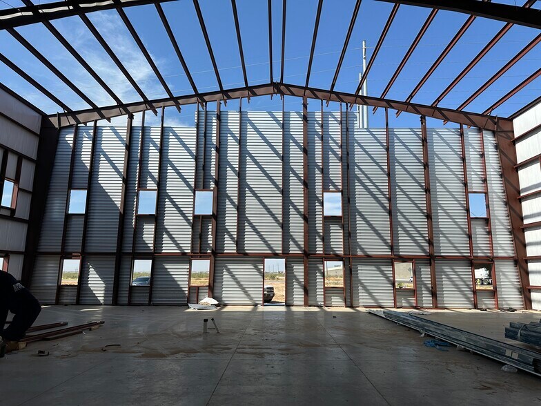 More Photos Of TBD Interstate 20, Midland Warehouse For Lease