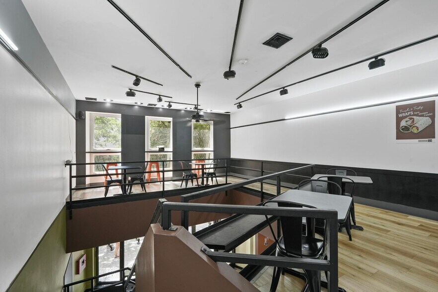 More Photos Of 146-148 E State St, Ithaca Storefront Retail Residential For Sale