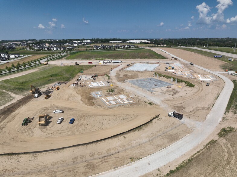 More Photos Of SWC 204th & West Center Road, Elkhorn Medical For Lease