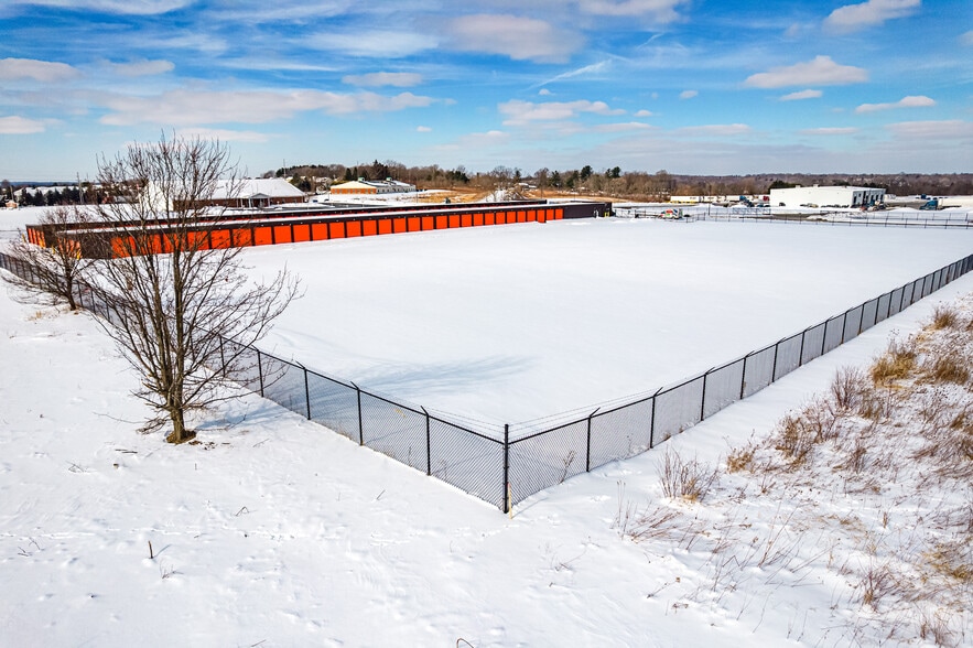 More Photos Of 2851 Business Pl SE, Massillon Self Storage For Sale