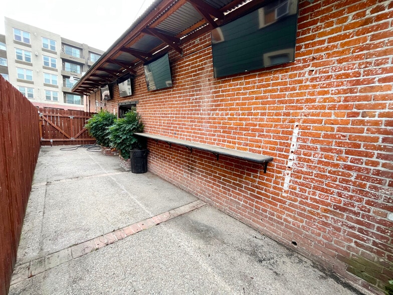 More Photos Of , Sacramento General Retail For Sale