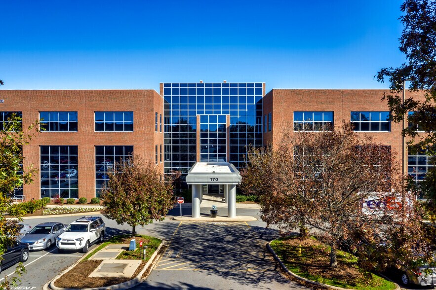 More Photos Of 146 Medical Park Rd, Mooresville Unknown For Lease