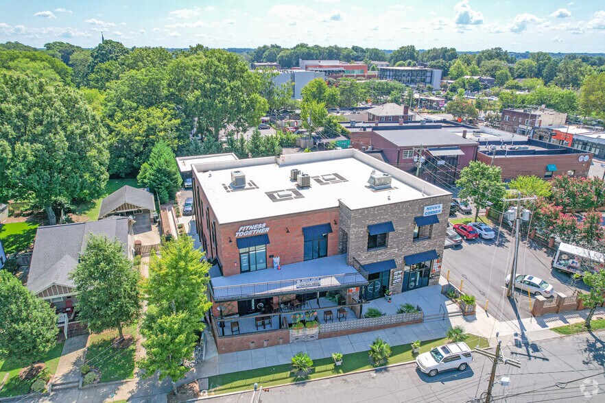 More Photos Of 1318 Pecan Ave, Charlotte Freestanding For Lease