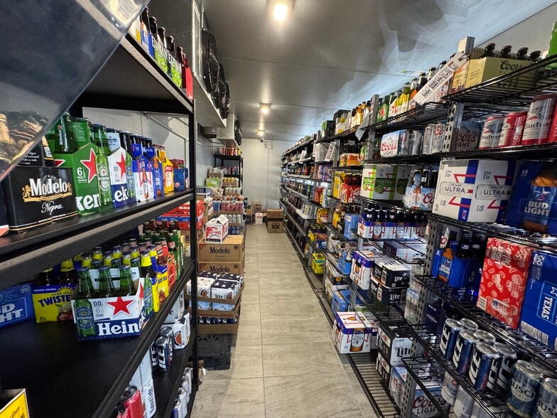 More Photos Of 5315 Troup Hwy, Tyler General Retail For Sale