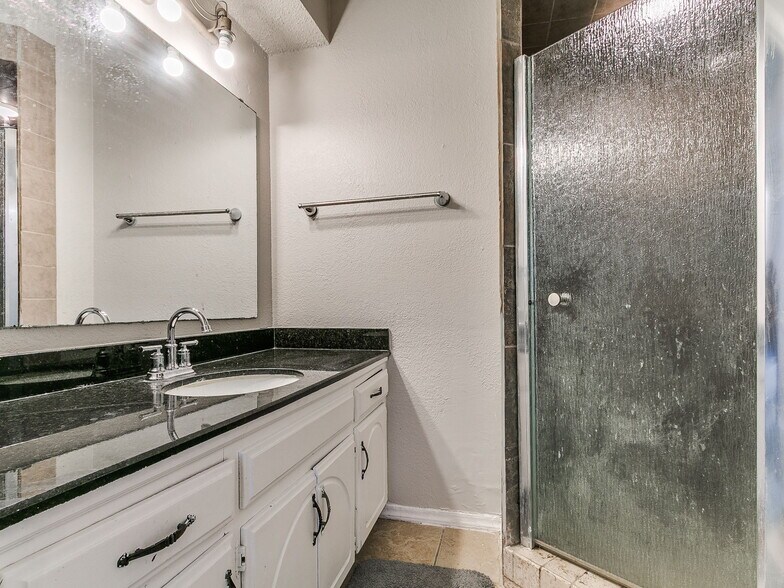 More Photos Of 5201 Washington Blvd, Spencer Land For Sale