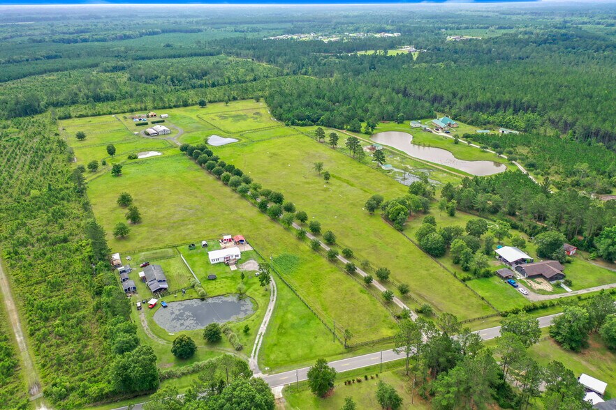 More Photos Of 46700 Middle Rd, Callahan Land For Sale