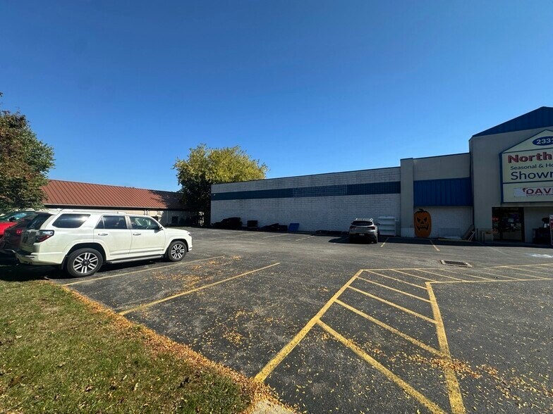 More Photos Of 2335 Union Rd, Cheektowaga Distribution For Sale