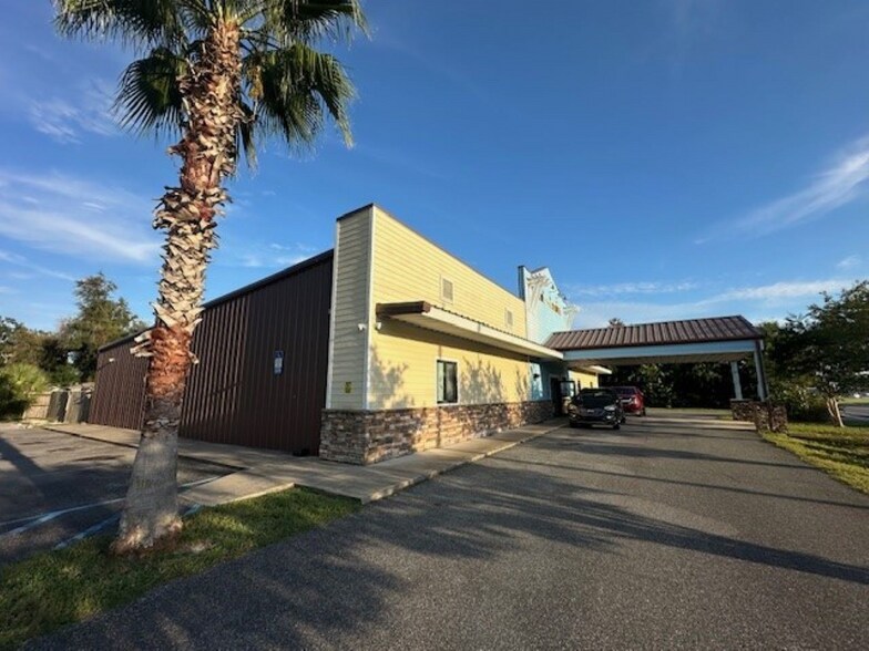 More Photos Of 1712 Beck Ave, Panama City Office For Sale