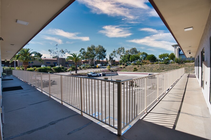 More Photos Of 5402 Ruffin Rd, San Diego Office For Lease