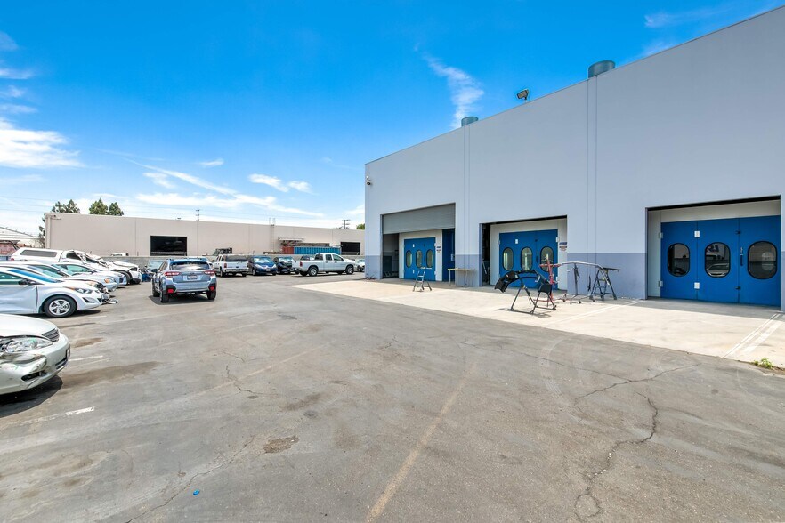 More Photos Of 1621 E Orangethorpe Ave, Fullerton Warehouse For Sale