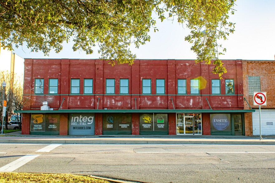 More Photos Of 123 William J Bryan Parkway, Bryan Warehouse For Sale