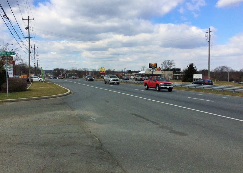 More Photos Of 200 E Pulaski Hwy, Elkton Auto Repair For Sale