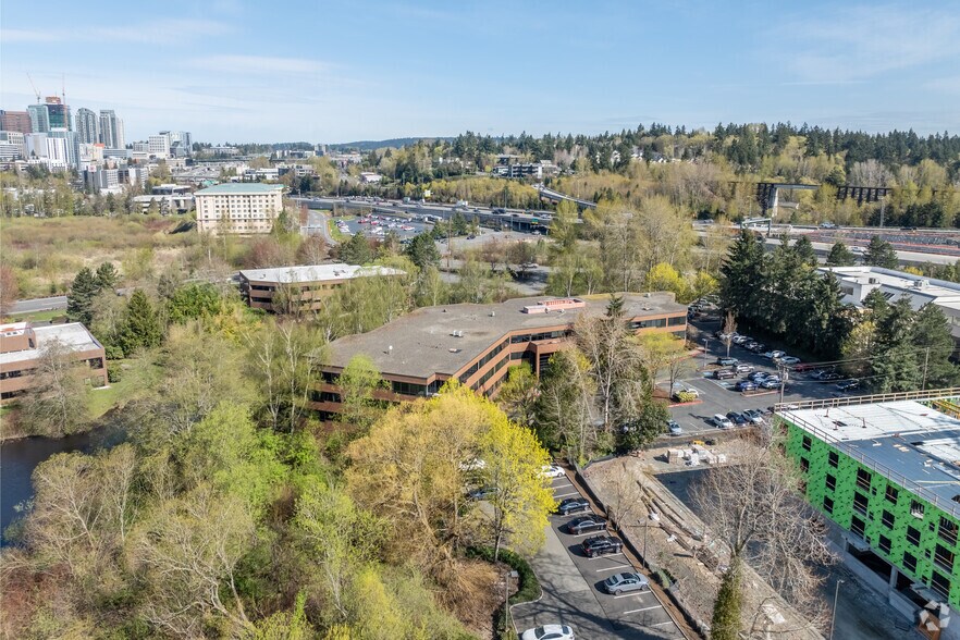 More Photos Of 915 118th Ave SE, Bellevue Office For Lease