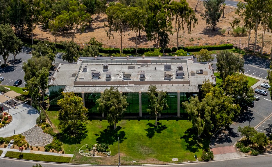 More Photos Of 1615 Orange Tree Ln, Redlands Office For Sale