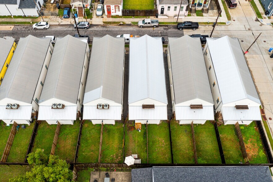 More Photos Of 2500 Freret St, New Orleans Apartments For Sale