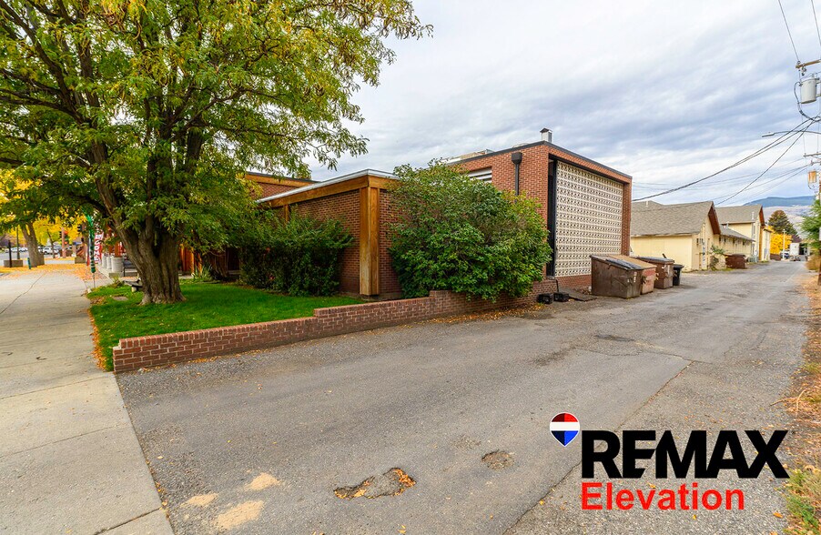 More Photos Of 1057 Sheridan Ave, Cody Restaurant For Sale