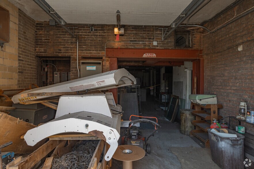More Photos Of 1873 E 55th St, Cleveland Warehouse For Sale