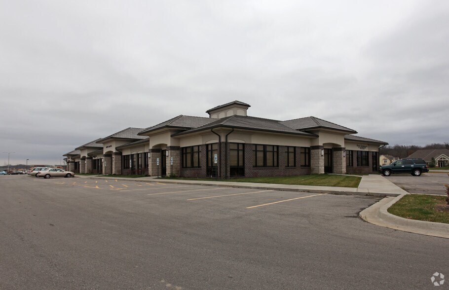 More Photos Of 19101 E Valley View Pky, Independence Medical For Sale