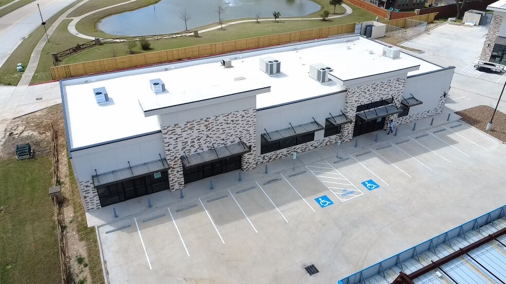 Primary Photo Of 21935 Rosehill Reserve Dr, Tomball Service Station For Lease