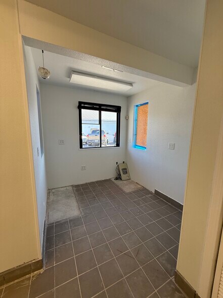 More Photos Of 107 W Pacheco Blvd, Los Banos Restaurant For Sale