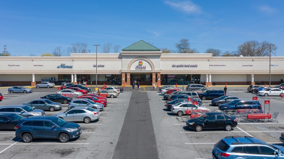 More Photos Of 8100-8108 Loch Raven Blvd, Towson Unknown For Lease