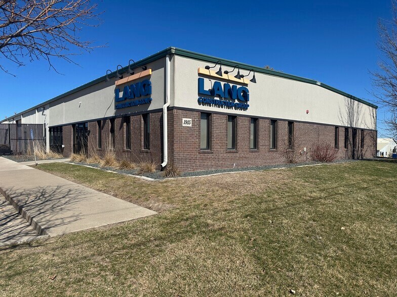 Primary Photo Of 1915 SE 41st St, Grimes Warehouse For Lease