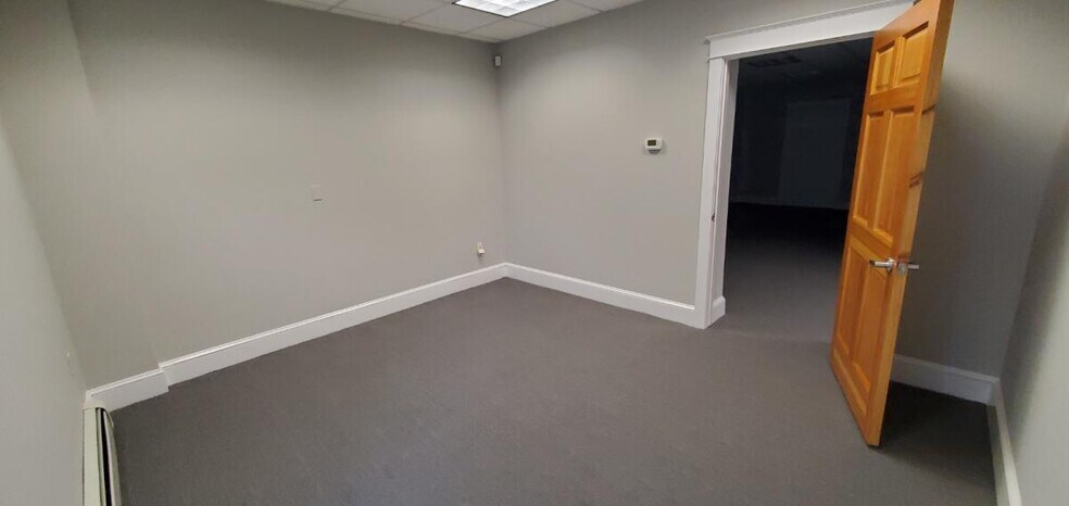 More Photos Of 4569-4573 S Broad St, Trenton Office For Lease
