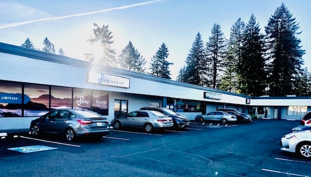 More Photos Of 6401 E Mill Plain Blvd, Vancouver Storefront For Lease