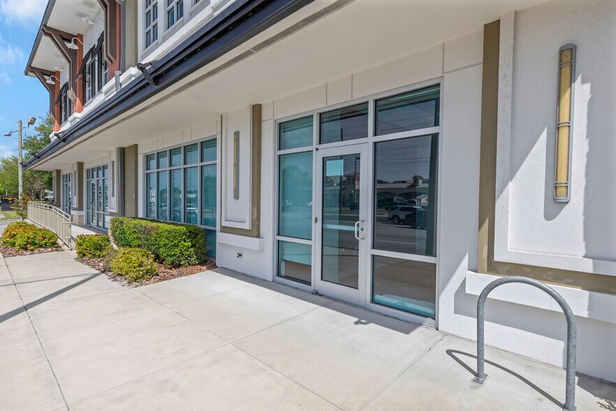 More Photos Of 1030 W Bay Dr, Largo Medical For Lease